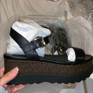 Michael Kors marlin platform sandal 8.5